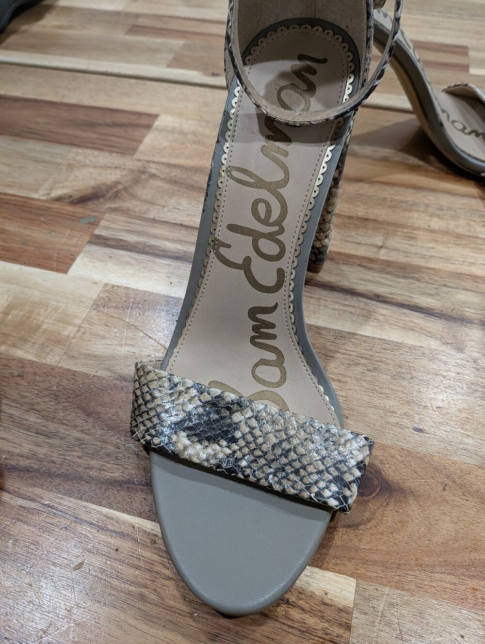 Sam‎ Edelman Heels Size 8.5 Snakeskin Ankle Strap Block Heel Y2K Animal Print - Picture 5 of 6